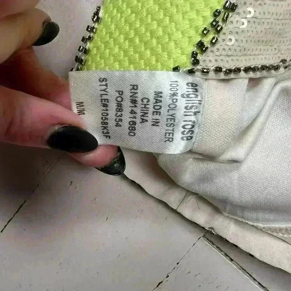 English Rose Sequin Mini Skirt! - Picture 6 of 6